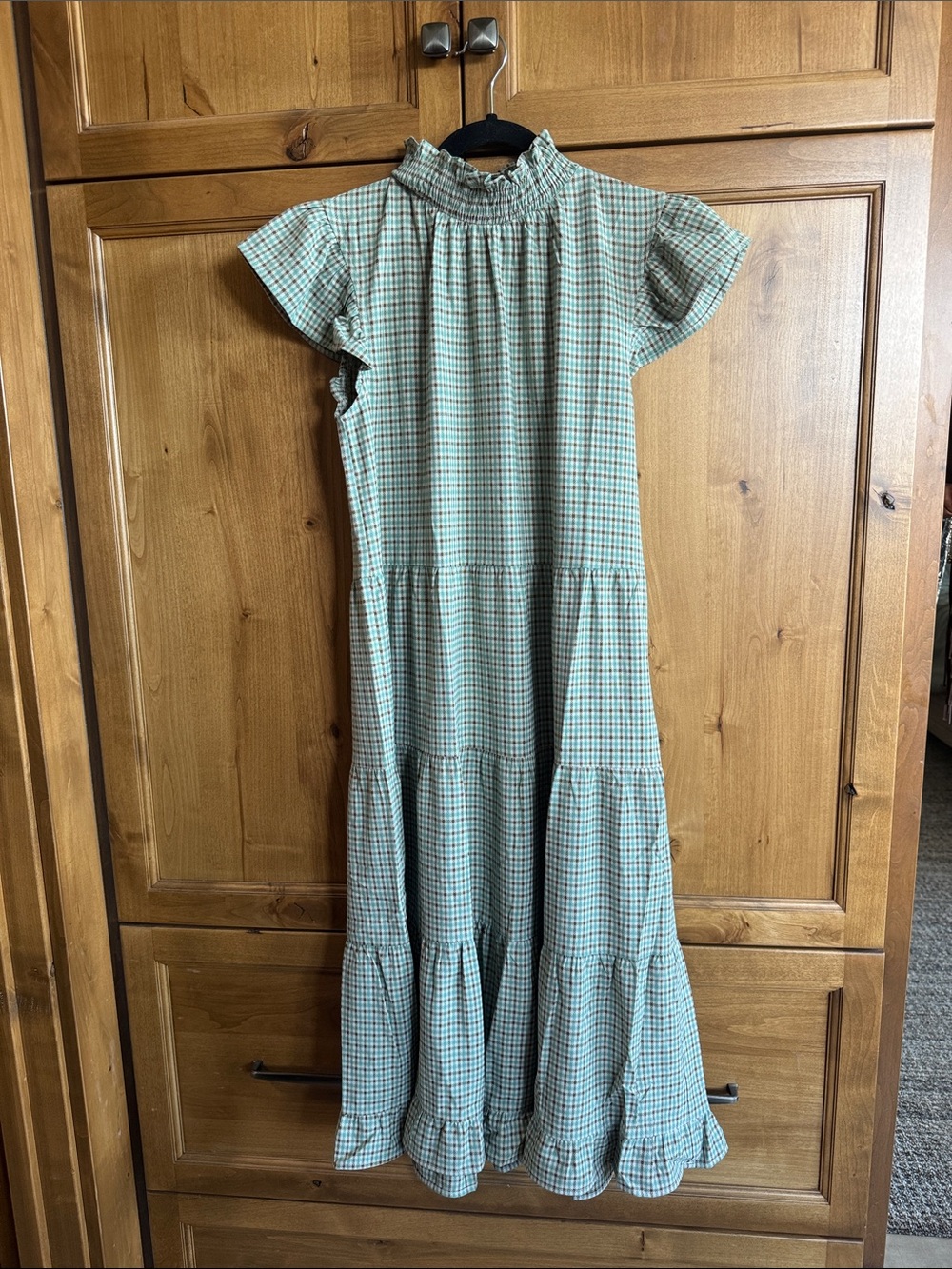 Voy Smocked Neck Green Plaid Midi Dress